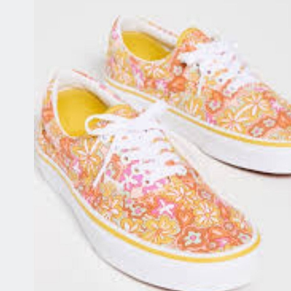 Vans Era Lace-Up Shoe- Psychedelic Resort Passion Fruit